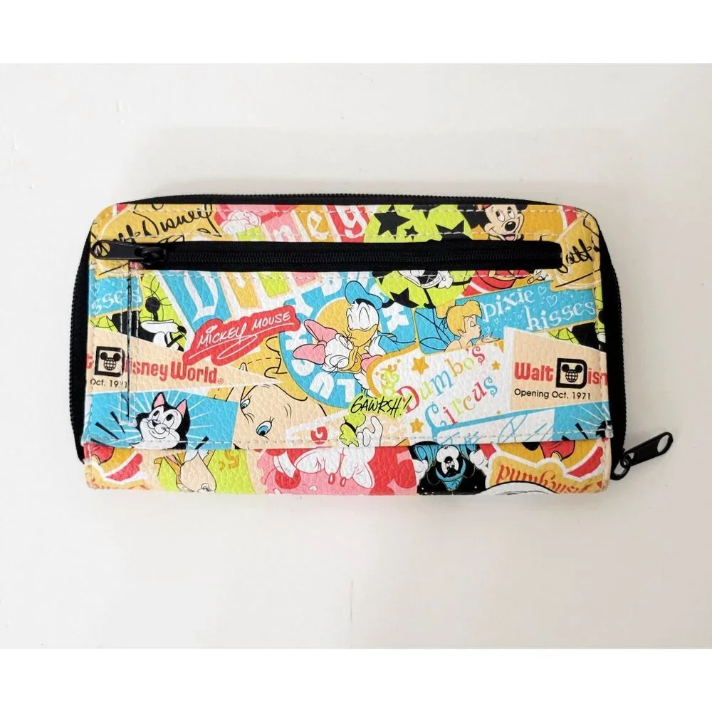 Walt Disney World Printed Woman's Wallet Disney Parks - Picture 2 of 6